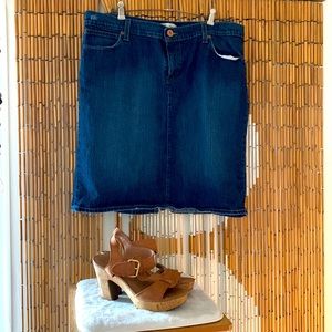 ON stretch above knee Jean skirt